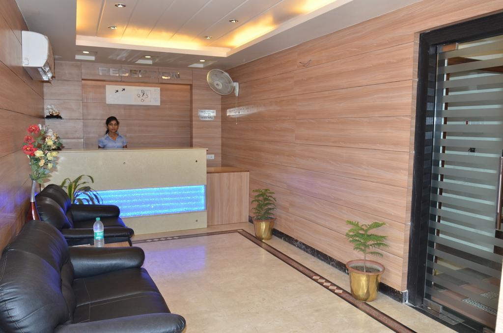 Hotel Divine Destination Varanasi Esterno foto