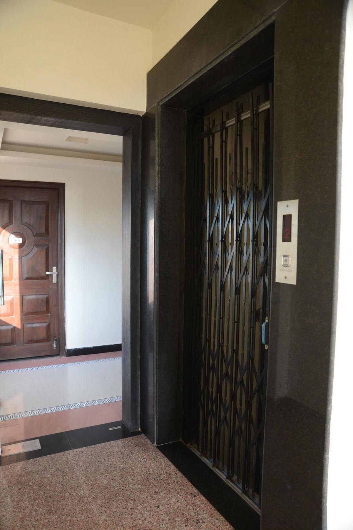 Hotel Divine Destination Varanasi Esterno foto