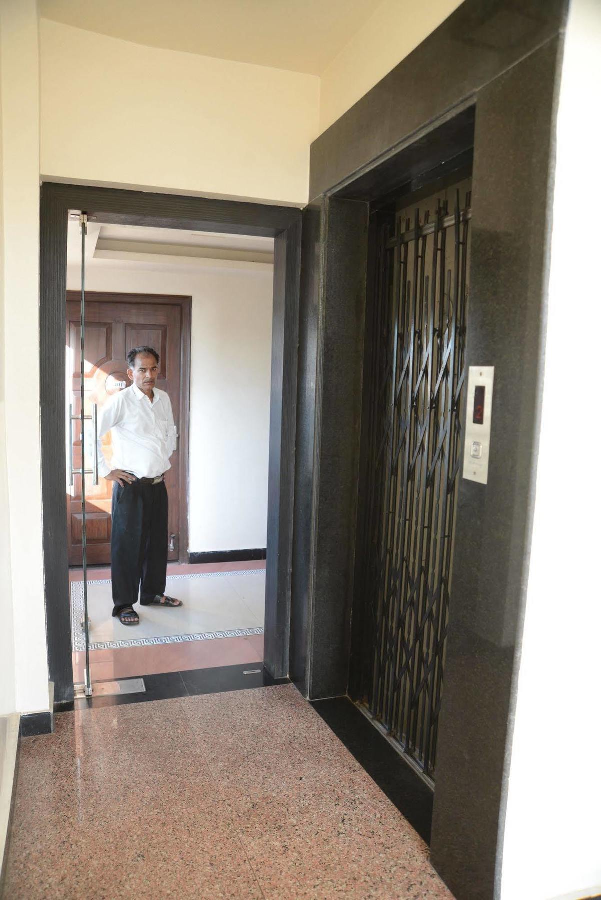 Hotel Divine Destination Varanasi Esterno foto