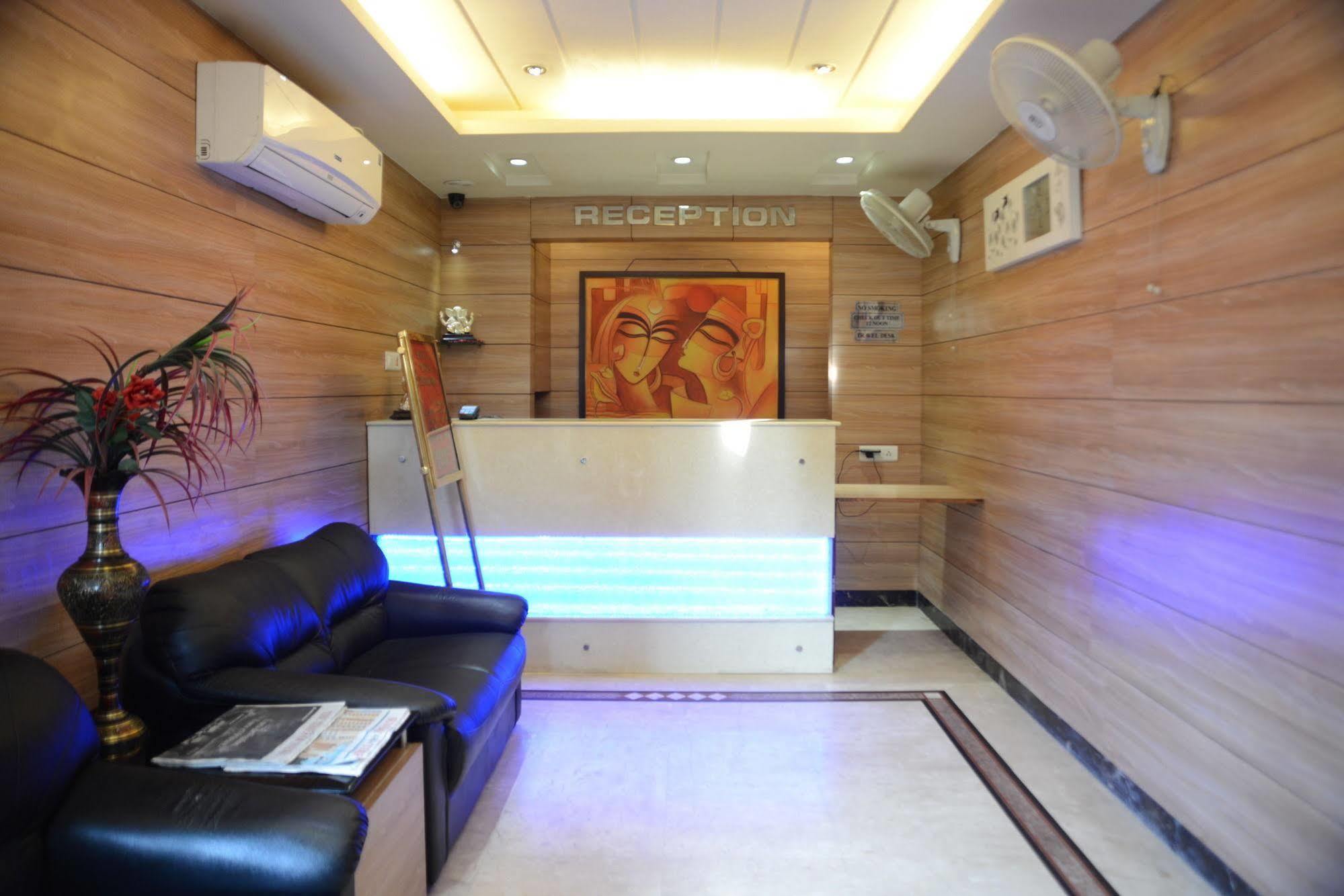 Hotel Divine Destination Varanasi Esterno foto
